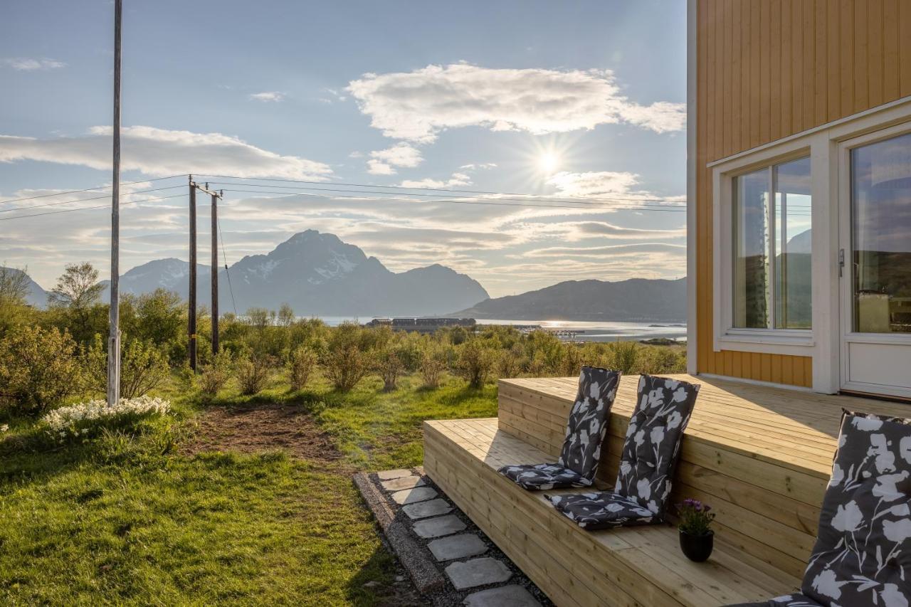 Pederstua, A Classic Fisherman'S Farm House In The Middle Of Lofoten Storeidet Exteriör bild