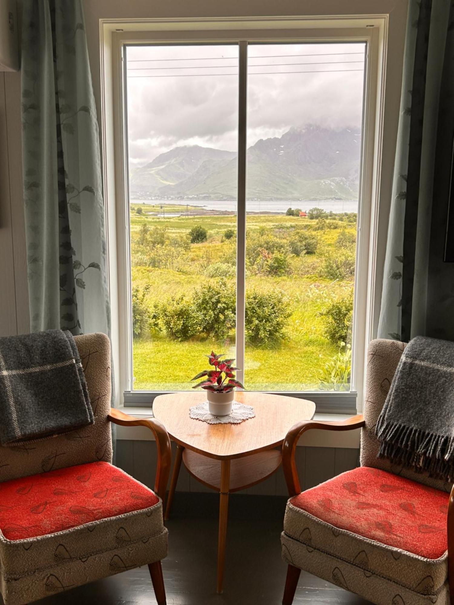 Pederstua, A Classic Fisherman'S Farm House In The Middle Of Lofoten Storeidet Exteriör bild